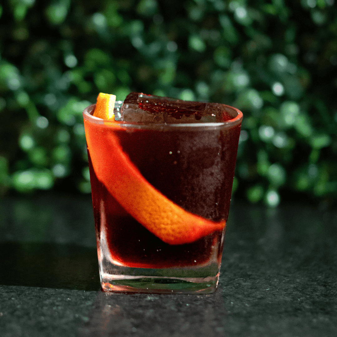 Boulevardier — Whisky, Campari e Vermouth Doce