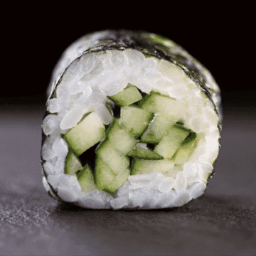 Hossomaki Kapamaki — Enrolado de Pepino Japonês, Arroz e Alga Nori