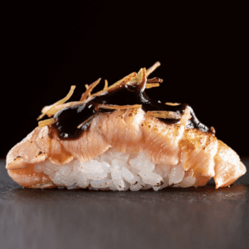 Niguiri Salmão Negro